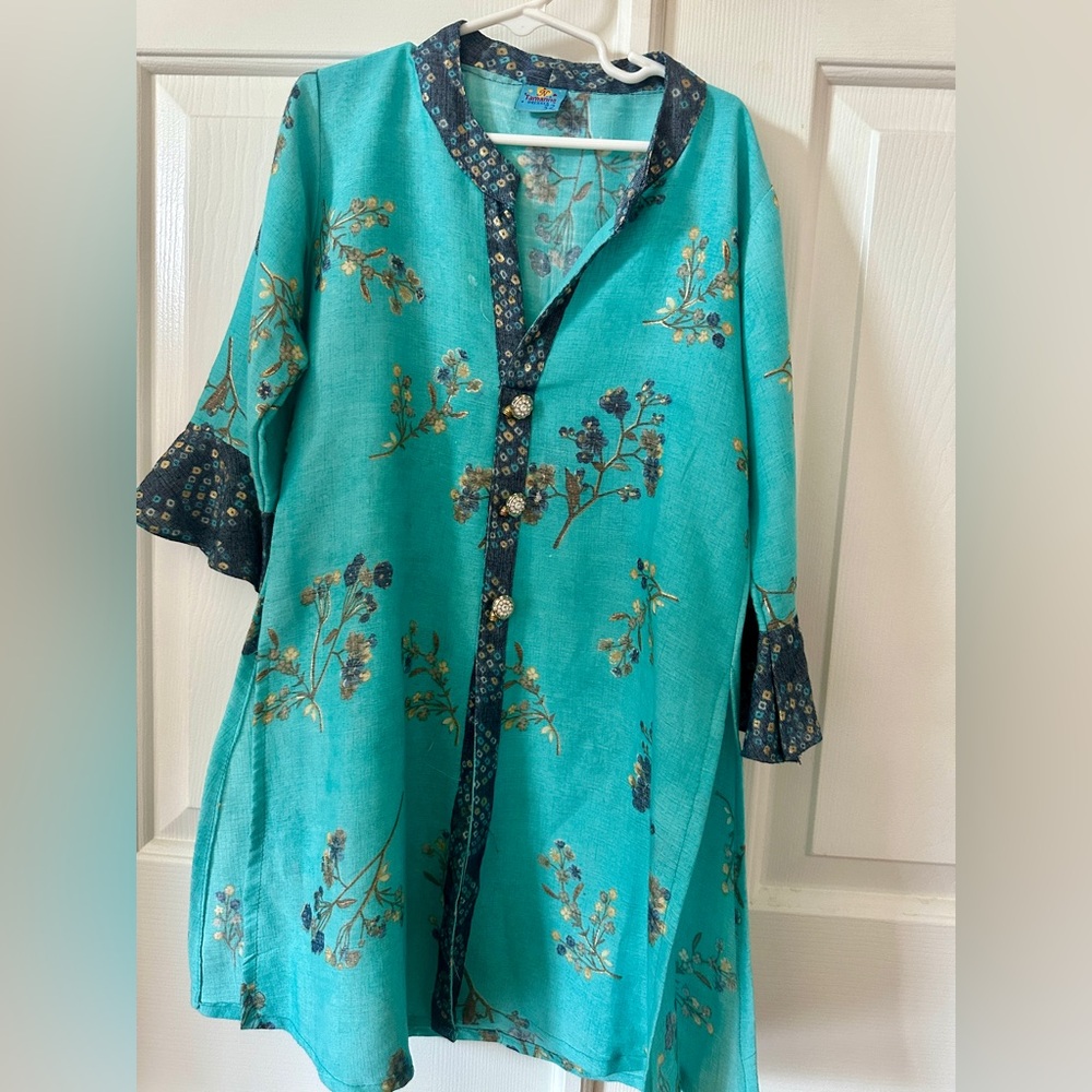 Kids salwar set.( size 32)